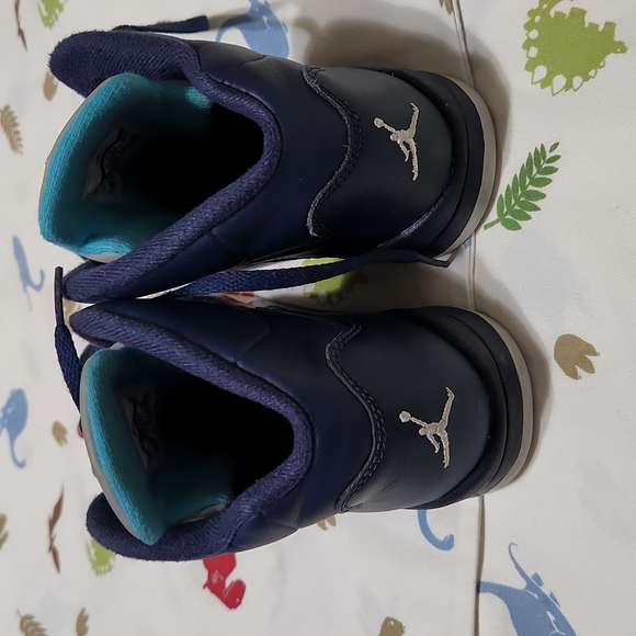 Nike Air Jordan 5 - Picture 4 of 7